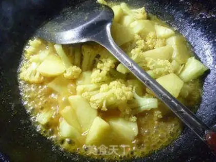Make Curry potatoes step 7