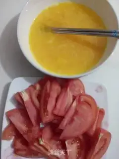 Make Tomato fried eggs step 0