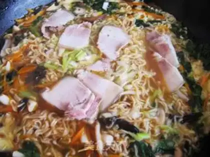 Make Red roast beef noodle step 6