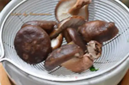 Make Chestnut mushrooms for chicken legs step 5