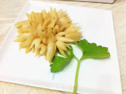Make White flowers step 7