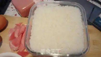 Make Nutritional delicious fried rice step 2