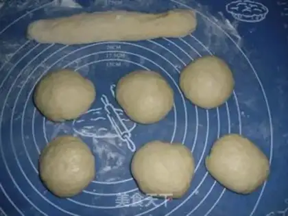 Make Panda bread step 4