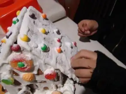 Make Sweet gingercake house step 20