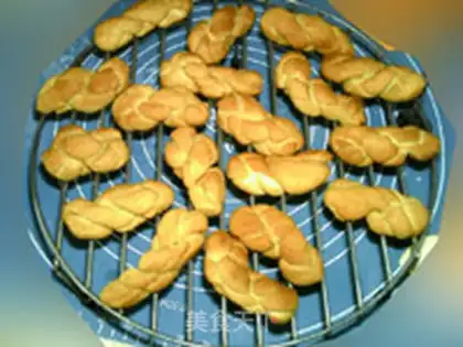 Make Air-cuttered eggs and sofas step 14
