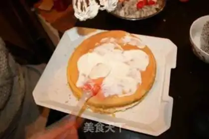 Make Fruit cream cake step 4