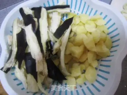 Make Potato stew with gravy step 3