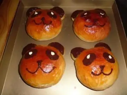 Make Panda bread step 13