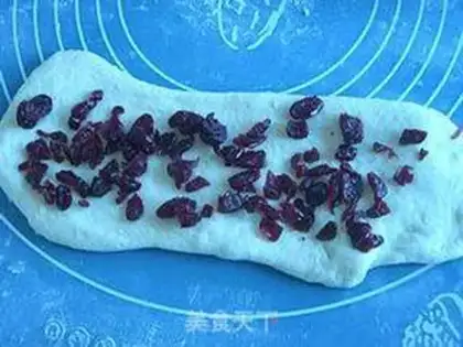 Make Milk and cranberry step 8