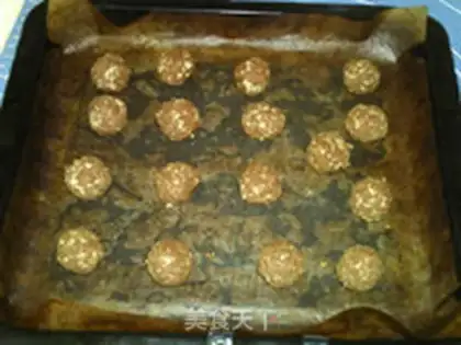 Make Chocolate oatmeal energy ball step 10