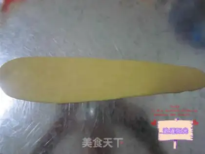 Make Hard bread -- golden horns step 6