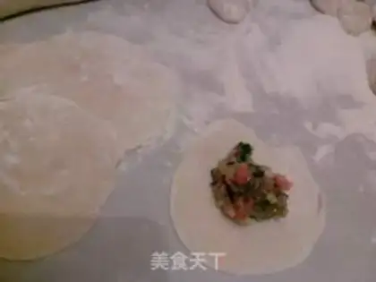 Make Red celery pork dumplings step 6