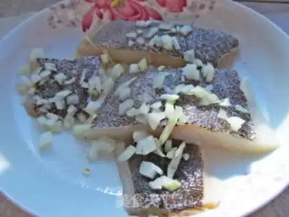 Make Fried halibut step 1