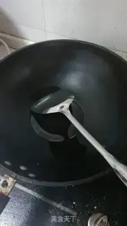 Make Delicious egg fried rice step 2