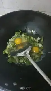 Make Delicious egg fried rice step 4