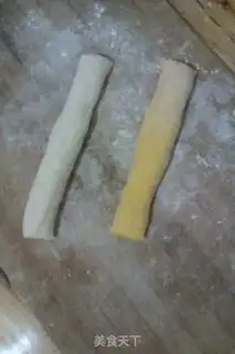 Make The petal bun step 15