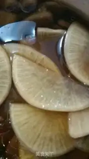 Make Sugar vinegar and radish step 4