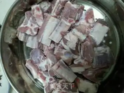 Make Cheese juice and bone stew step 0