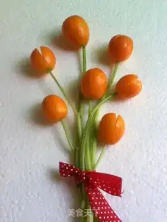 Make Tomato tulips step 5