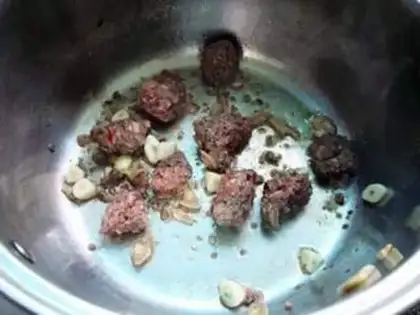 Make Bones cook red radish step 4