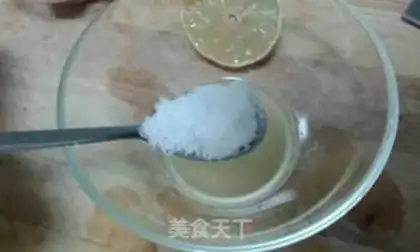 Make A cherries carrot step 4