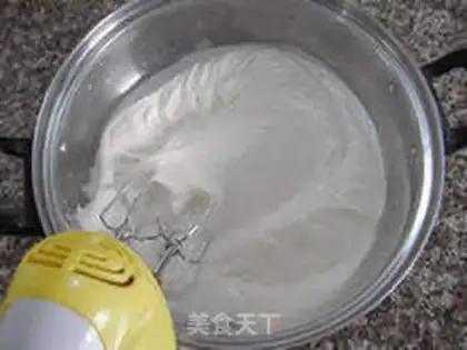 Make Jelly cake rolls step 3