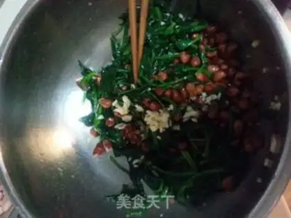 Make Spinach with peanuts step 6
