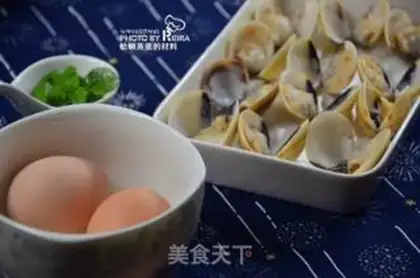 Make Cracking eggs step 0