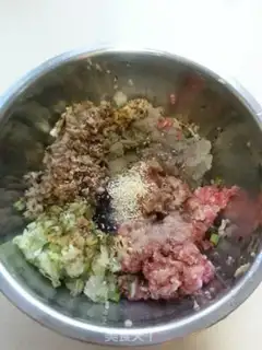 Make Crackers, mushrooms, shrimp step 2