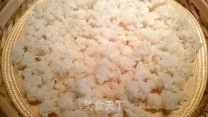 Make Peanut and rice candy step 0