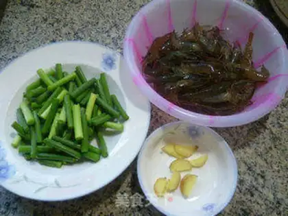 Make Garlic shrimp step 0