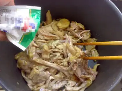 Make The salt hand tore the chicken step 9