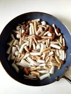 Make Scramble mushrooms step 8