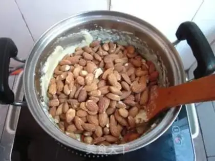 Make Almond oxen step 11