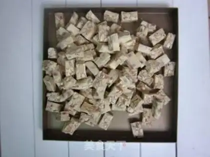 Make Almond oxen step 13