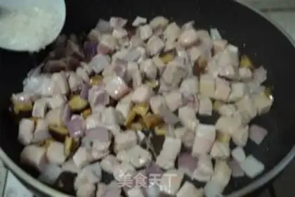Make Taiwan halogen rice step 6