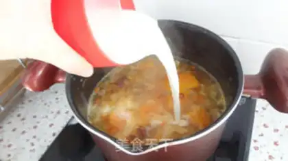 Make Pumpkin silver ears step 8