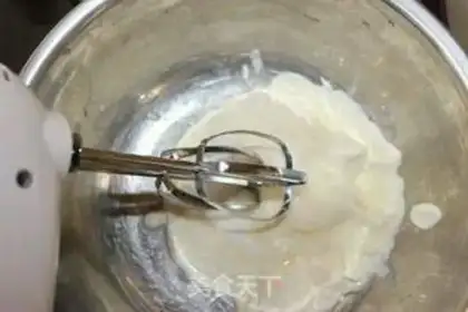 Make Fruit cream cake step 1