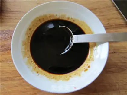 Make Honey sauce and roast meat step 1