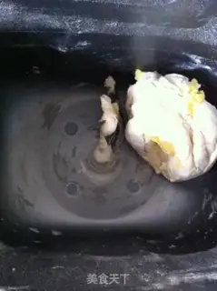 Make A gravy corn pizza step 2