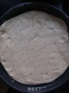 Make A gravy corn pizza step 8
