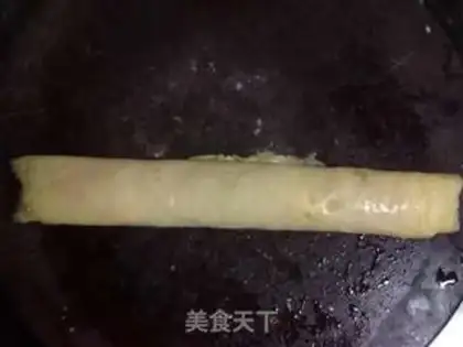 Make Egg rolls step 4