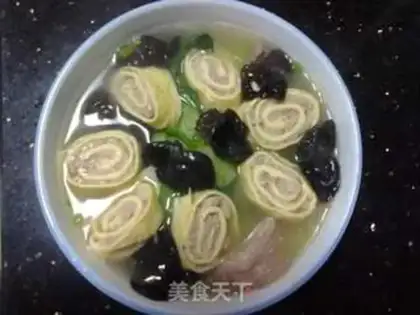 Make Egg rolls step 8