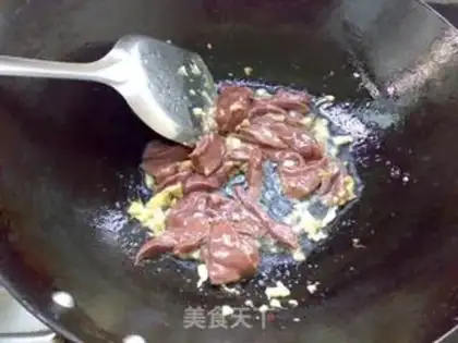 Make Three-coloured pork liver step 2