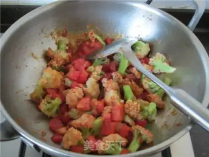 Make Tomato blossoms step 5