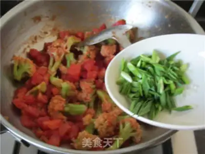 Make Tomato blossoms step 7