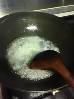Make Sour sauce and white meat step 3