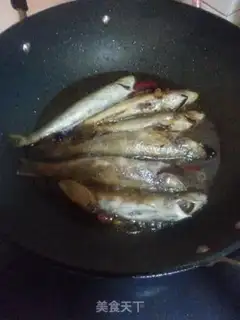 Make They always burn yellow fish step 6
