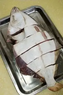 Make Garlic spicy sauce. Fish step 4