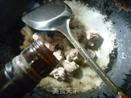 Make Thundered tofu tofu to burn ribs step 3